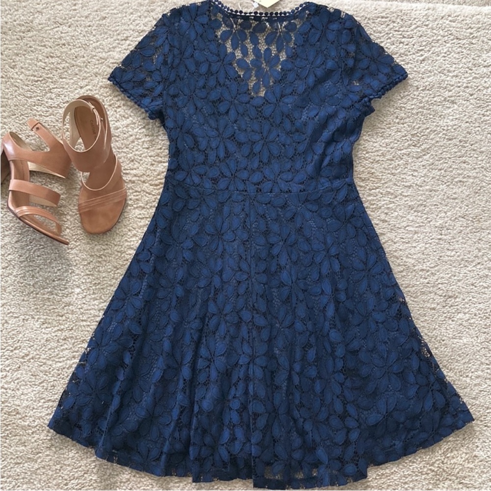 Navy Blue Lace Short Sleeve Dress - Picture 6 of 9